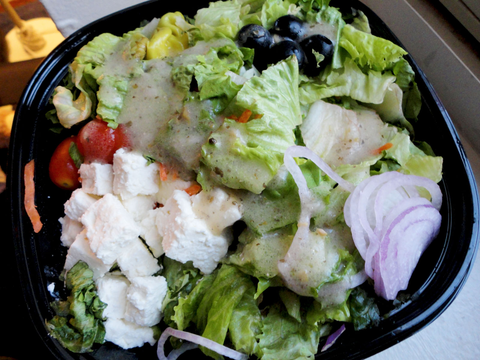 Make a Greek Salad With Yummy Veggies