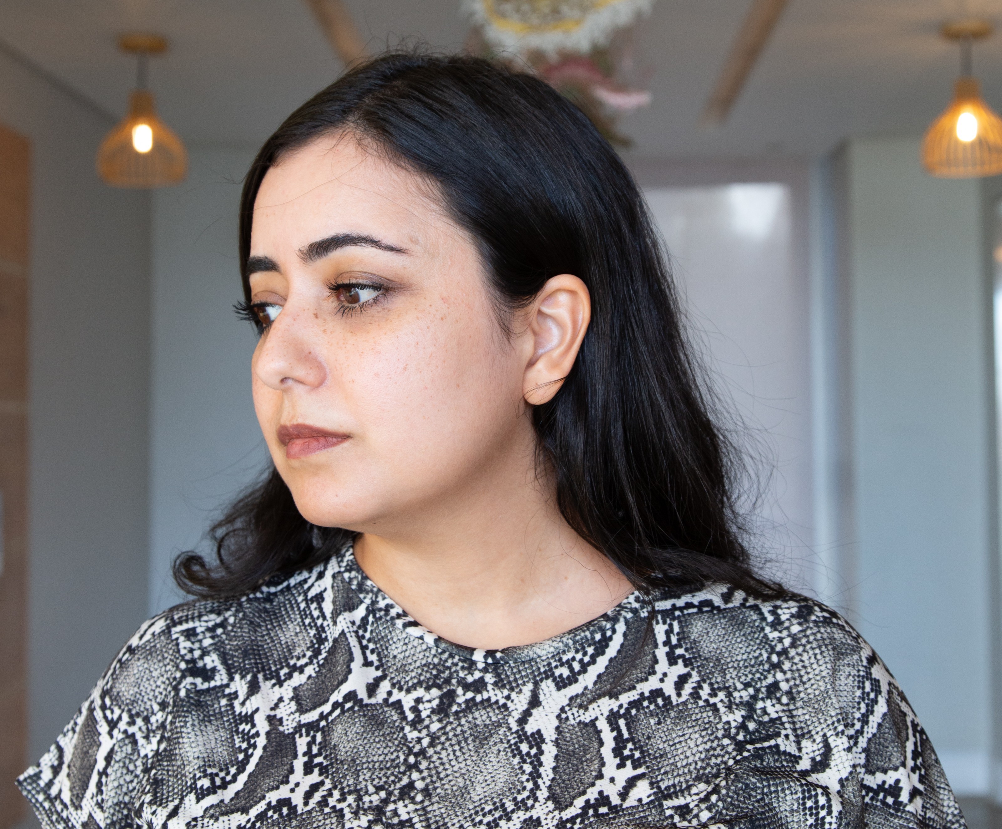 A Close-Up of Sundus Saad: Weaving Color, Texture, and Memory