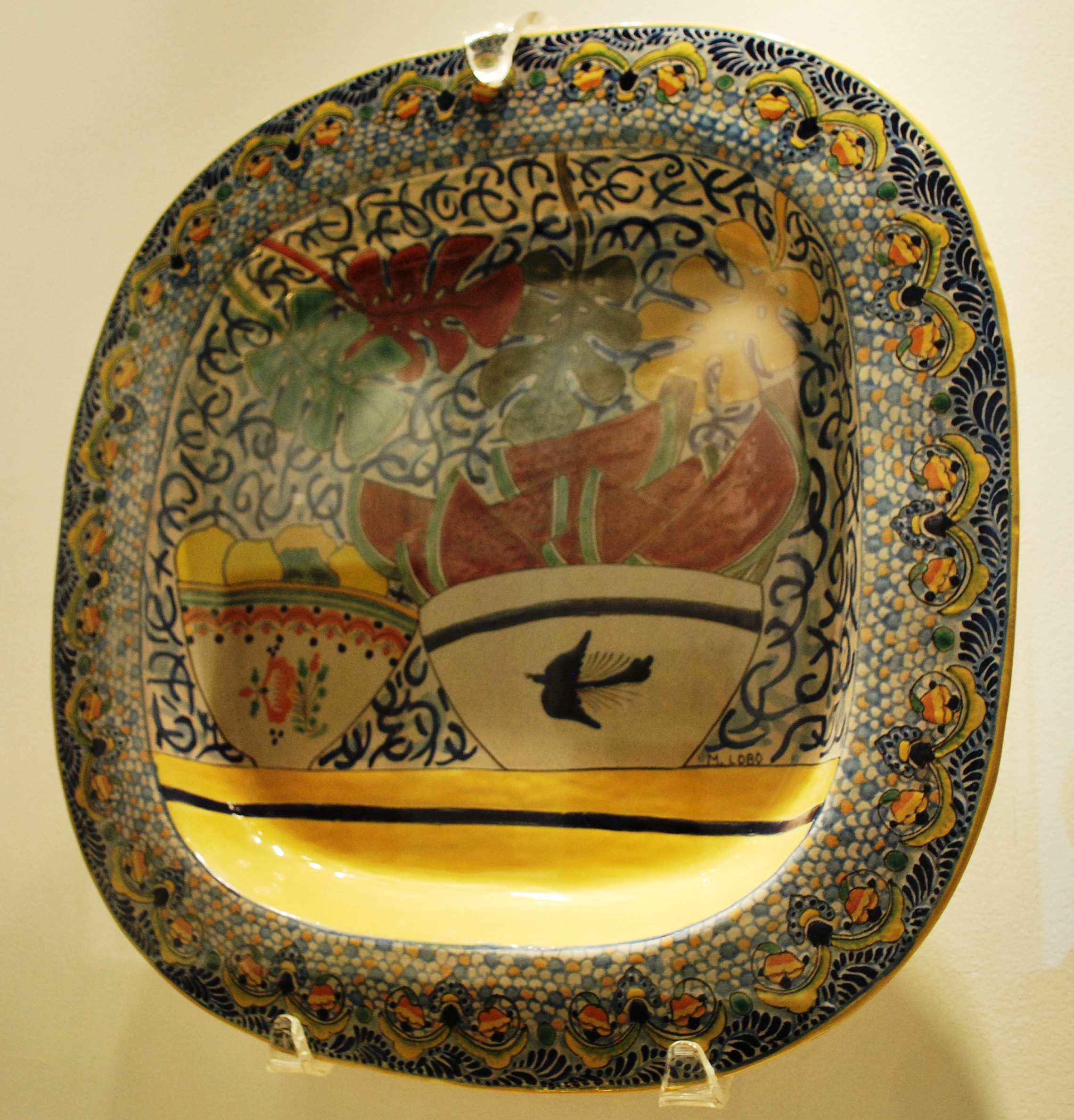 Talavera serving tray by Marcela Lobo, Uriarte workshop, Puebla