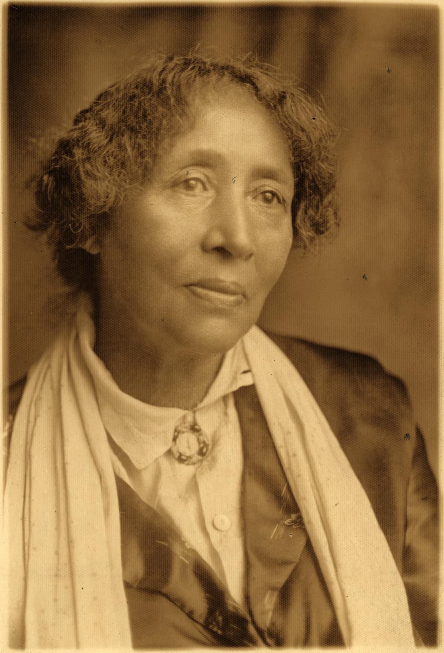 Portrait photograph of Lucy Parsons, 1920.